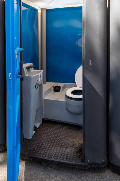 Best Portable restroom trailer rental  in Trinity, TX